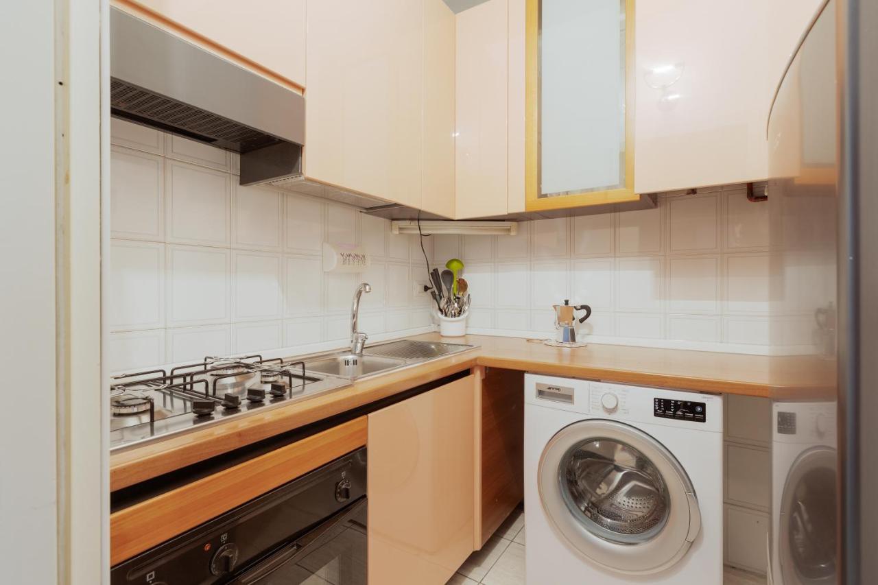 מילאנו Famagosta M2 Subway Apartment מראה חיצוני תמונה